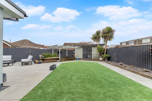 Photo 27- click for photo gallery